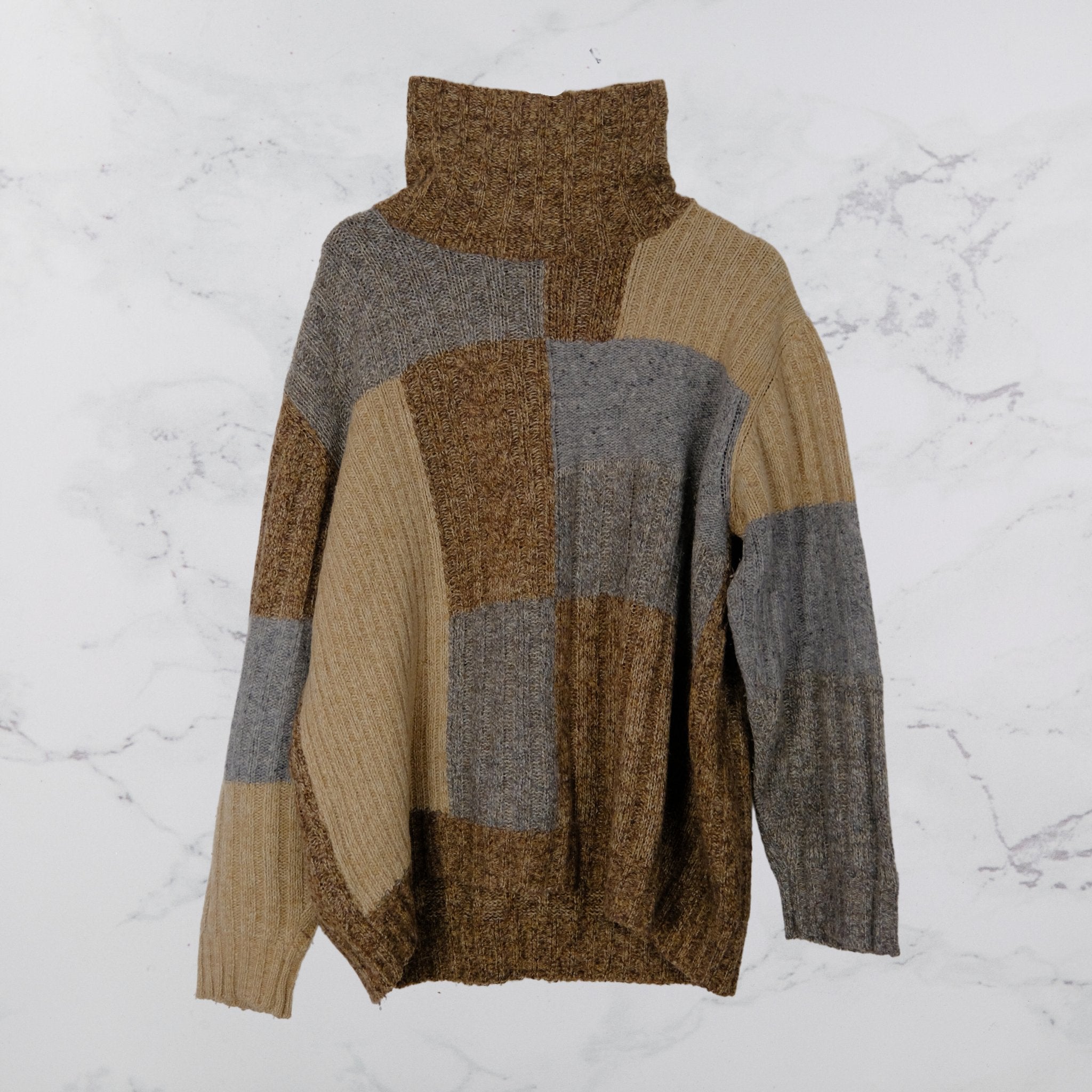 Earthy Knit Vintage Sweater - WearFinds