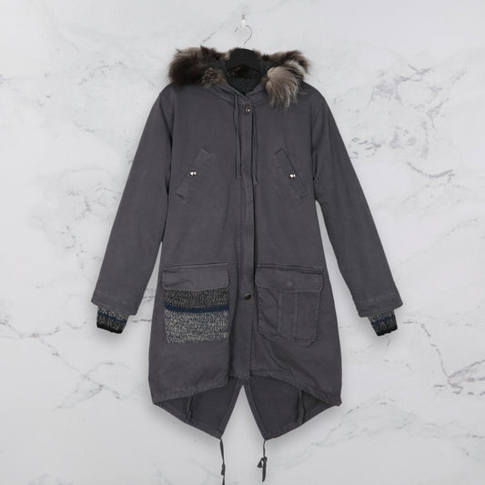 Knitted Grey Vintage Parka with Cuffs - WearFinds